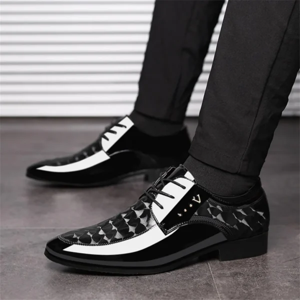 526627853 Men's Oxford Shoes Moire PatternFormal Business Dress Shoes Lace up Italy Modern Suit Tuxedo Shoes for Men
