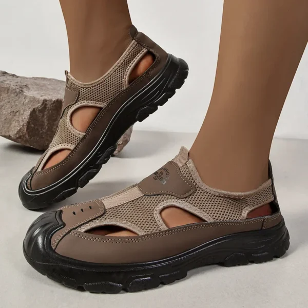 Men's Sandals 2025 New Float Diving Shoes Beach Outdoor Mountaineering Shoes Outdoor Water wading and River tracing Shoes