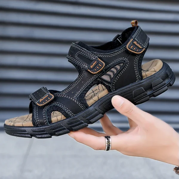 Summer Men's Sandals Outdoor Non-slip Men's Beach Sandals Leather Men's Shoes Fashion Men Sneakers High Quality Casual Flat